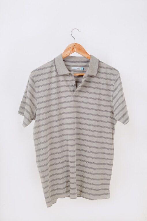 Grey groove motif polo shirt-min