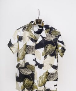 casual short sleeve black and yellow leaves pattern printed men shirt