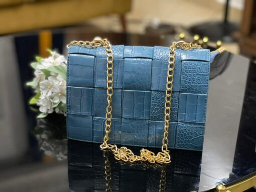 Crocodile pattern crossbody bags luxury brand with chain shoulder blue handbag